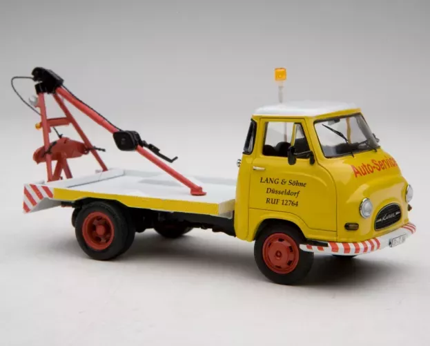 Schuco Hanomag Kurier Break Down Auto Service Carro Attrezzi 1:43 3246